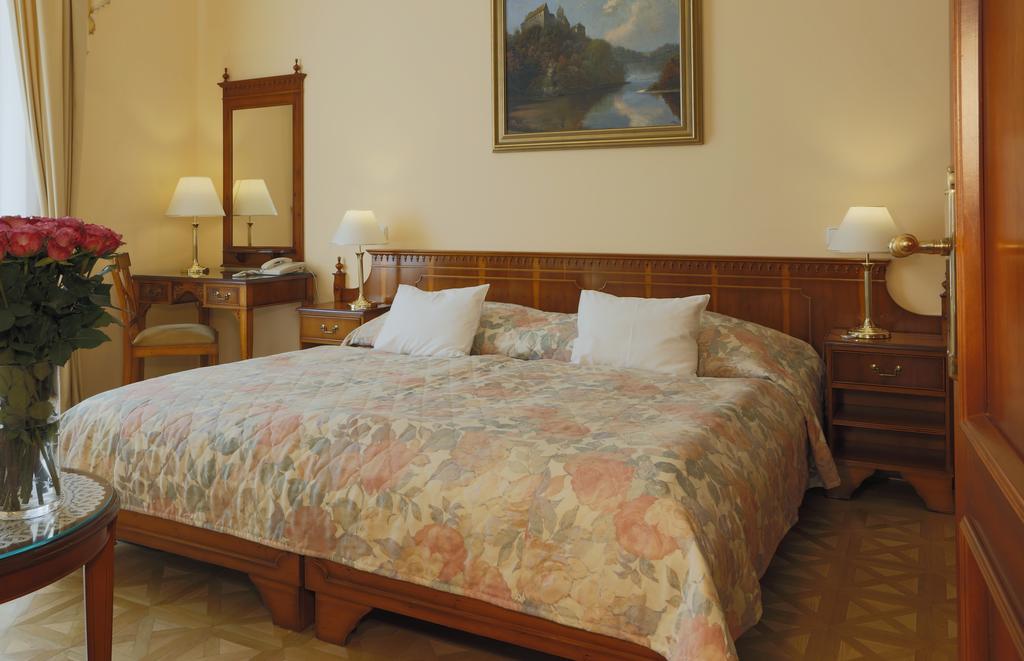 Bristol Kralovska Vila Karlovy Vary Room photo